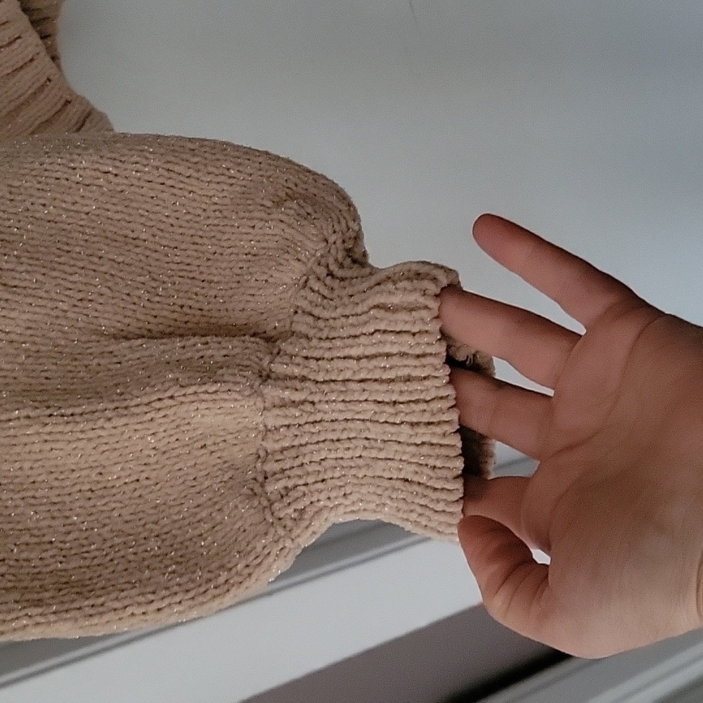 H&M Cream Chunky Knit Balloon Sleeves Silver Lurex Metalic Shimmer Fuzzy Sweater - Picture 6 of 16
